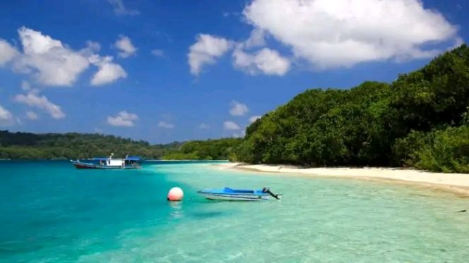 
					Keindahan Alam Tempat Wisata Pulau Pecang Di Kabupaten Pandeglang