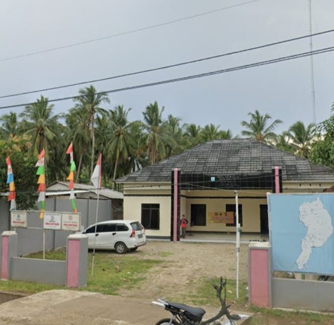 
					Kantor Desa Banyuasih