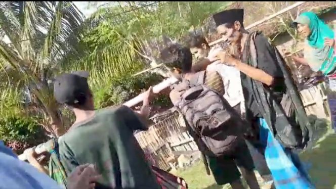 
					Perjuangan Seorang Ibu Hamil Rela Ditandu Perjalanan Jauh Saat Melahir Hingga Anaknya Meninggal