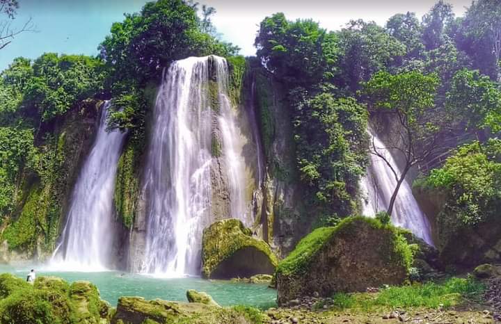 Keindahan Alam Curug Cikaso Wilayah Sukabumi Yang Memulai Wisatawan