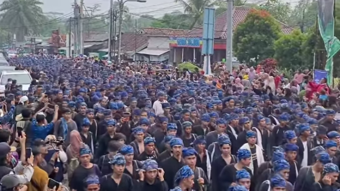 
					Seba Baduy Puluhan Ribu Tiap Tahun Datangi Alun – Alun Kabupaten Lebak