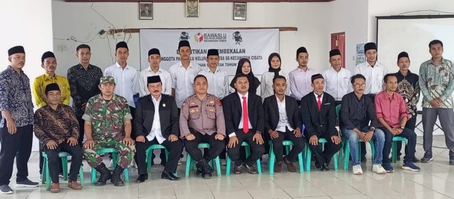 
					Pelantikan Dan Pembekalan Panwaslu Desa/Kelurahan Di PGRI Cisata Agar