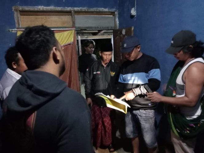 
					Tim Opsnal Polres Dompu Serbu Kediaman Pengedar Shabu Di Desa Sorinomo