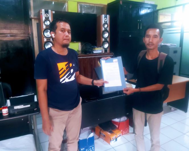 
					Layangkan Surat Terbuka DPC AMIRA Minta Raden Dewi Setiani Mundur Dari Jabatannya