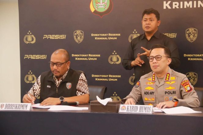 
					Polda Metro Jaya Ungkap Perampokan Toko Jam Tangan Mewah di Pantai Indah Kapuk 2
