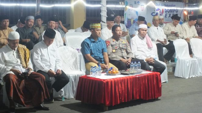 
					Pawai Obor Hari Raya Idul Adha Di Dompu Tahun ini Sepi, Kepala OPD Banyak Tidak Hadir