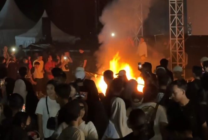 
					Konser Musik Ditangerang Berujung Ricuh