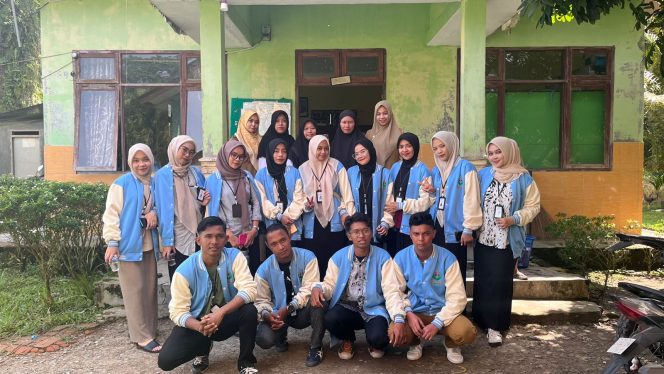 
					Mahasiswa KKMS Lakukan Pengajaran Disalah Satu Lokasi Tempat