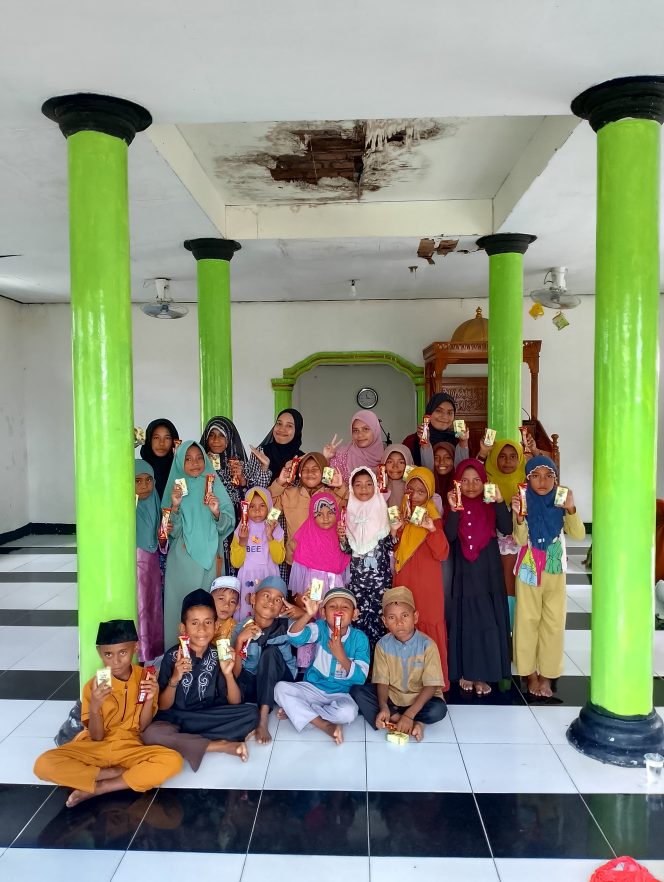 
					Mahasiswa UNMA Banten dan BWMA Laksanakan Jum’at Berkah di Pulau Buru