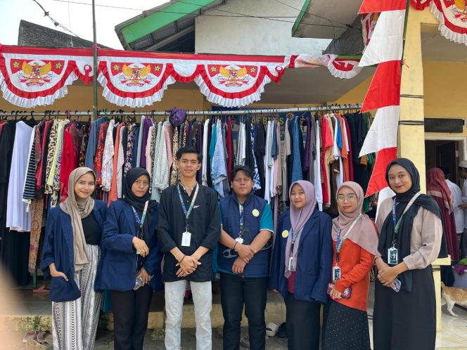 
					Bazar Baju Layak Pakai Di Desa Koncang Laris Di Serbu Warga