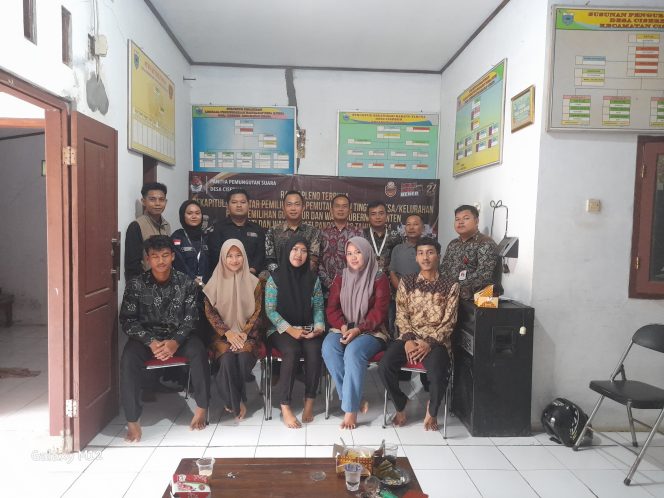 
					Rapat Pleno DPHP PPS Desa Cisereh Selesai Dilaksanakan
