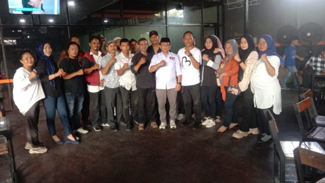 
					Jelang Pendaftaran KPU Sumut, Bobby Lovers Kota Medan Gelar Rapat Dan Pembentukan Satgas