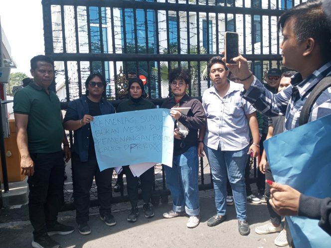 
					LPIB Sumut Gelar Aksi ke- 9 Minta Kajatisu Segera Tersangkakan Kepala Kementerian Agama