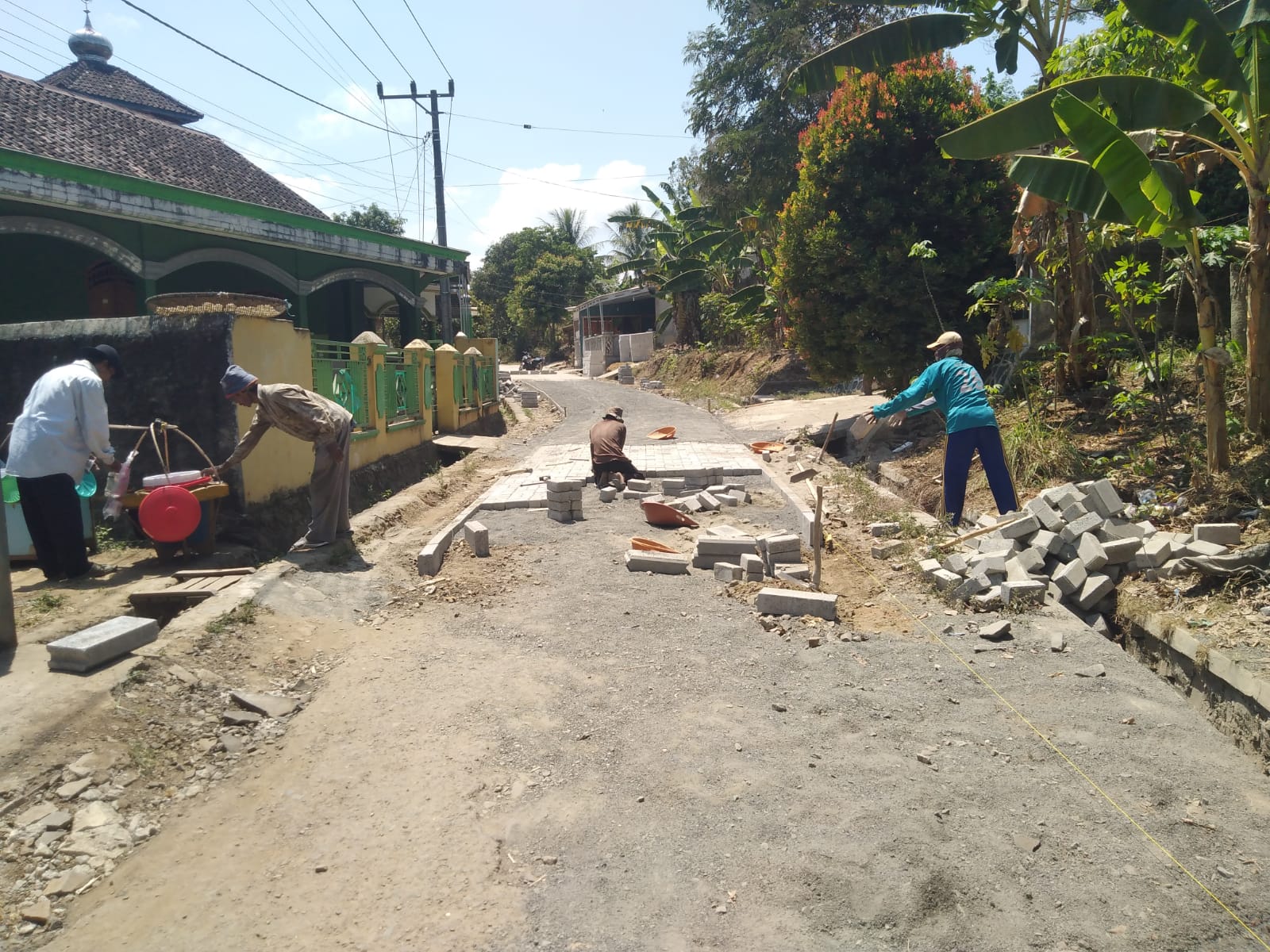 Pekerjaan Proyek Jalan Lingkungan Di Duga Minimnya Transparansi Informasi