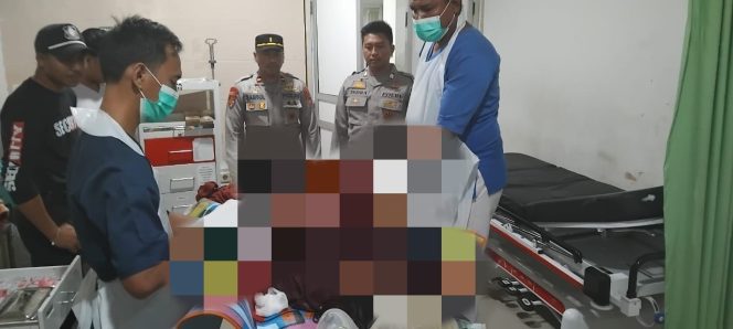 
					Dipicu Cekcok Mulut, Suami Di Desa Adu Tega Bacok Isteri Hingga Tewas