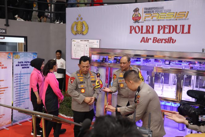 
					Kapolri Resmikan Pembangunan Sumur Bor dan Filtrasi Air Bersih Layak Minum