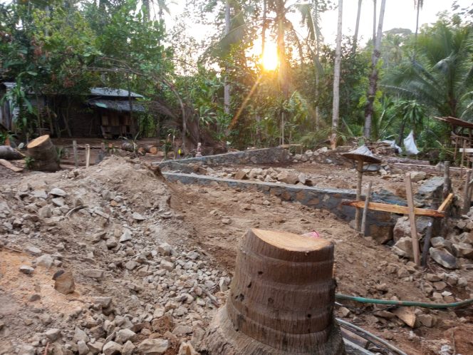 
					Bantuan Untuk Musolah Dan Warga Tidak Mampu Dari Hendita Energy Nikmatul