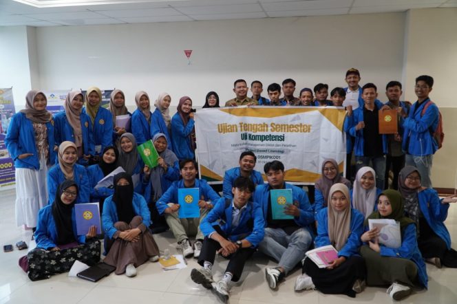 
					Program Studi Manajemen Pendidikan Islam Universitas Pamulang Adakan Uji Kompetensi Manajemen DIKLAT (Dok : Istimewa)