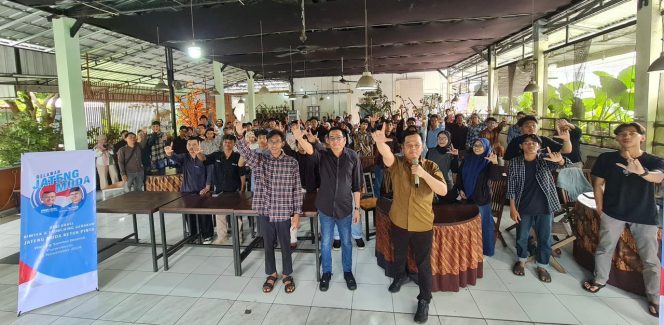 
					Jateng Muda Banyumas Deklarasi Menangkan Luthfi Yasin dalam Pilkada 2024 (Istimewa)