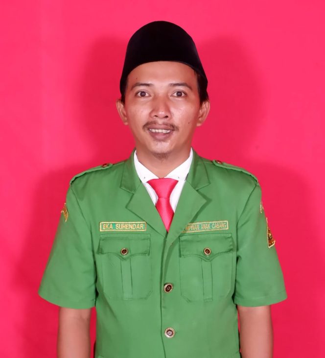 
					Foto Eka Suhendar Ketua Pengganti harian (PLH) PC ansor pandeglang