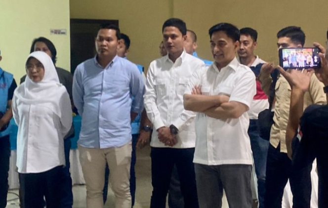 
					Kemenangan Pasangan Calon Bupati Pandeglang Dan Gubernur Banten (Foto : Saat Konferensi Pers)
