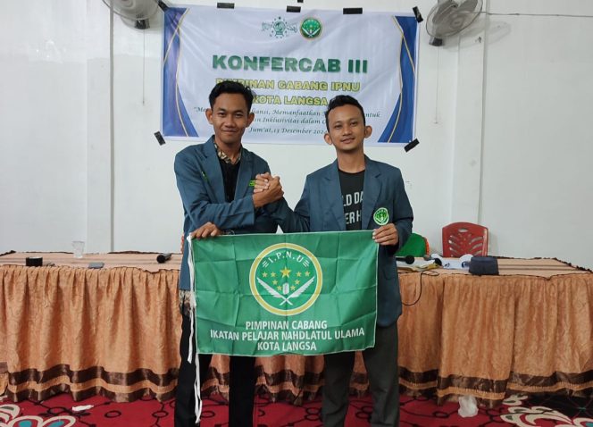 
					IPNU Langksa Beralih Kepemimpinan Dengan Yang Baru