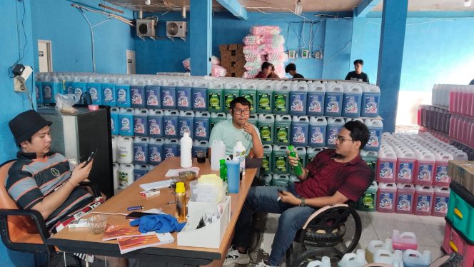 
					Sabun Wangi Desa Dalam Kemasan 5 Liter, Solusi Ekonomis dan Ramah Lingkungan