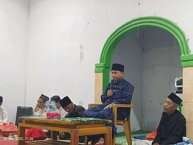 
					Masyarakat Lingkungan Mushola Nurul Fatihin Desa Curugciung, Peringati Isra Mi'raj  (Nusakata.com)