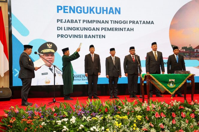 
					Pj Gubernur Banten Lantik Pj Sekda dan Lima Pejabat Tinggi Pratama