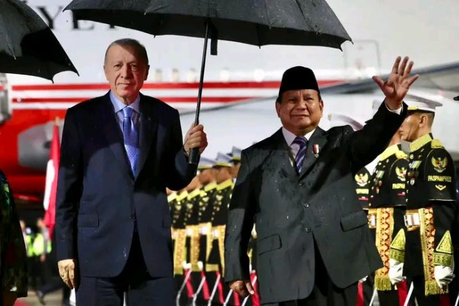 
					Presiden Prabowo Sambut Kedatangan Presiden Turki Erdogan di Jakarta