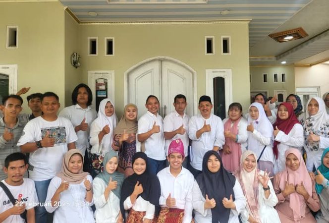
					Subandi Musbah (Direktur Visi Nusantara) Berikan Edukasi Ke pelaku UMKM (Ist)
