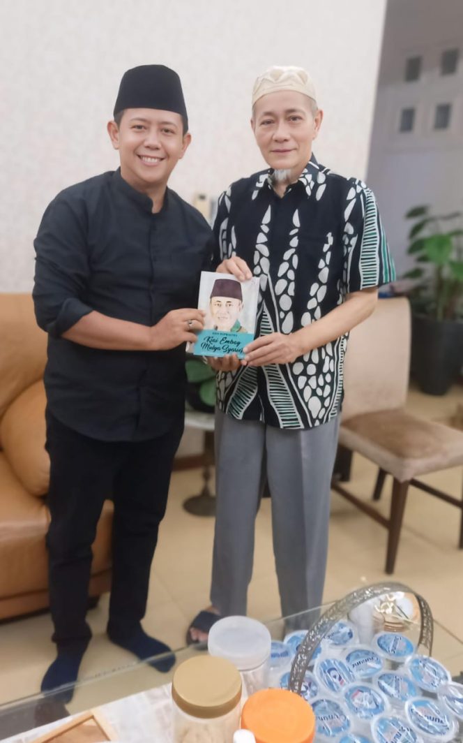 
					Segera Terbit Buku Biografi Kiai Embay Mulya Syarief: Jejak Pemimpin Inklusif dari Banten