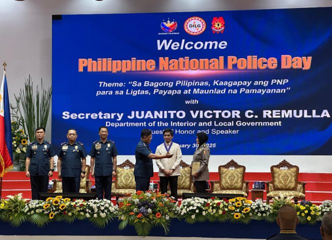 
					Kombes Pol Retno Prihawati Terima Penghargaan Dari Kepala Kepolisian Filipina Atas Kerjasama (Ist)