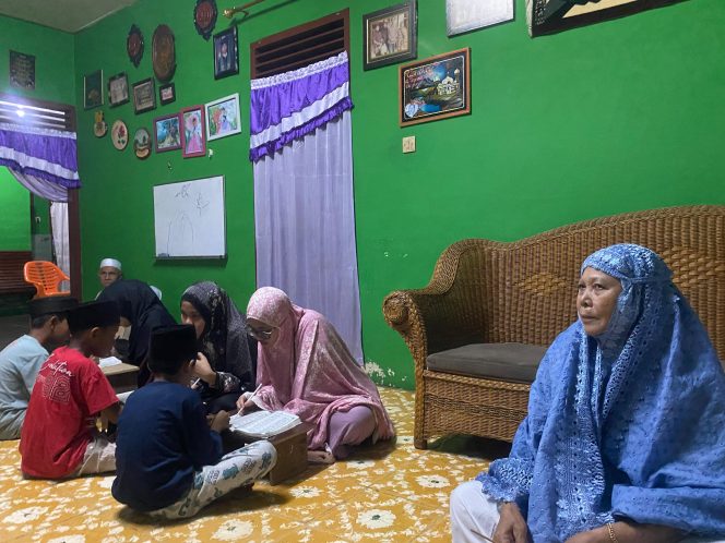 
					Mahasiswa KKN IAIN Langsa Berperan Aktif di Balai Pengajian Ibu Jami’ah