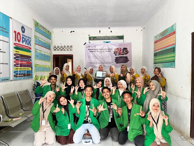 
					Mahasiswa KKN Kelompok 7 IAIN Langsa Sosialisasikan Pembuatan Briket Dari Limbah Pelepah Sawit