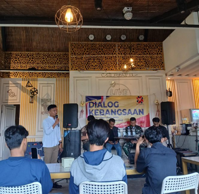 
					Koalisi Mahasiswa Demokrasi Indonesia Menggelar Dialog Kebangsaan Mengusung Tema menyambut Indonesia Emas 2045