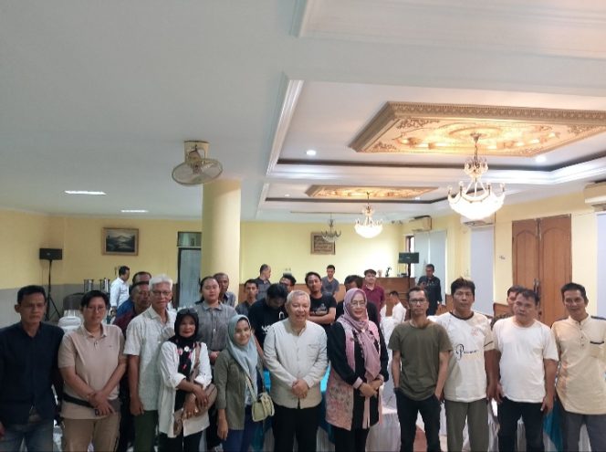 
					Foto Dengan Sejumlah media pandeglang, Asda, PD. PBM (Dok/Istimewa)