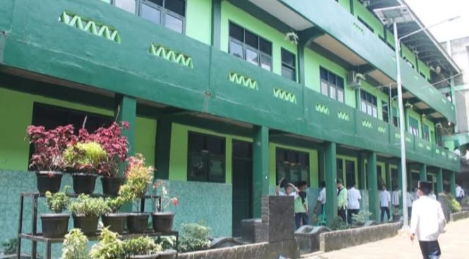 
					Foto Lembaga Pendidikan Malnu Pusat Menes (Ist)