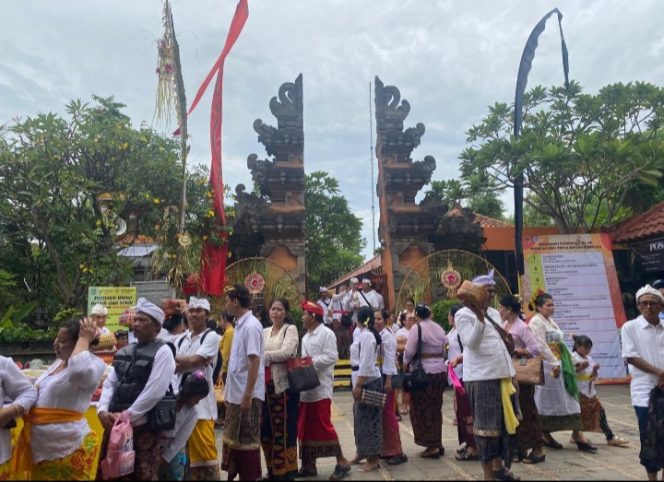 
					Pujawali ke-60, Ribuan Umat Hindu Padati Pura Agung Tirta Bhuana Bekasi (Dok/Ist)