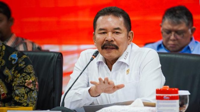 
					Jaksa Agung RI ST Burhanuddin dalam jumpa pers mengenai Rakor Desk Koordinasi Pencegahan Korupsi dan Perbaikan Tata Kelola di Kejaksaan Agung Jakarta (Dok/Ist)