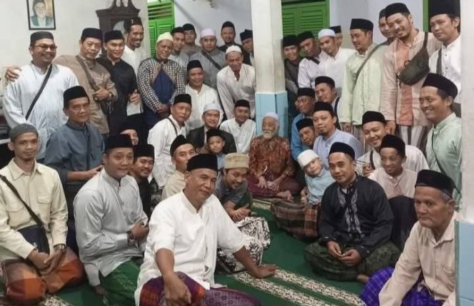 
					Abuya Muhtadi Akan laksanakan Idulfitri 2025 1 April (Gamabr/Fb/Ist)