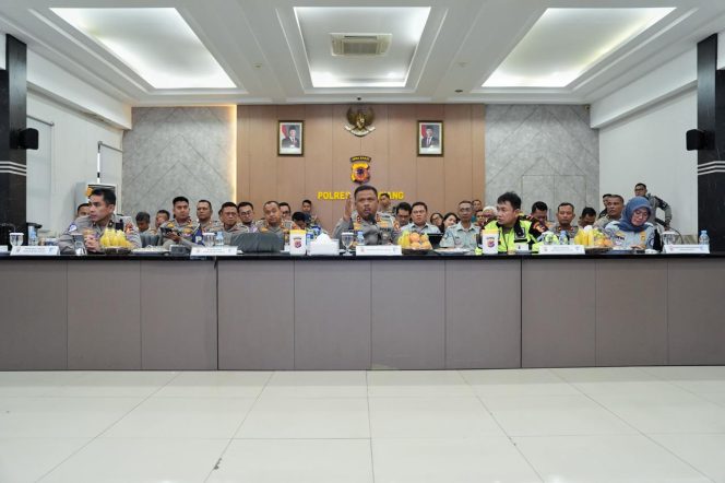 
					Kakorlantas Minta Polda Metro dan Polda Jabar Paparkan Kesiapan Penanganan Mudik Lebaran (Istimewa)