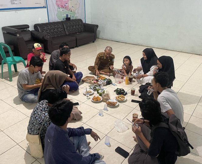 
					Semangat Kebersamaan di Ramadan: Buka Puasa Bersama dan Bazar UMKM di Desa Sindanghayu