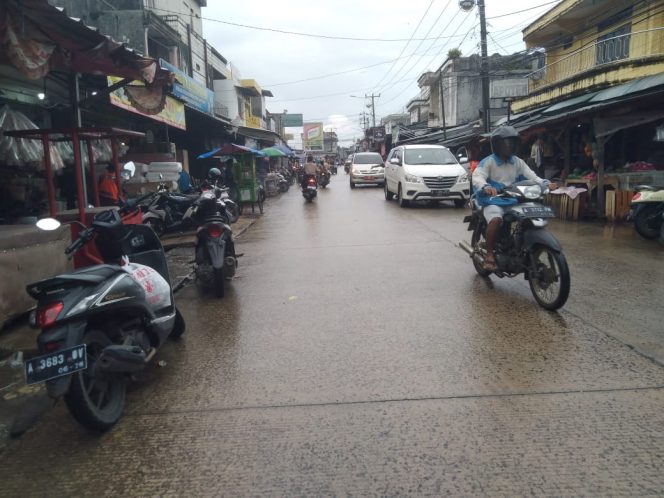 
					Aktivis lebak selatan soal parkiran di malingping (dok/nusakata.com)