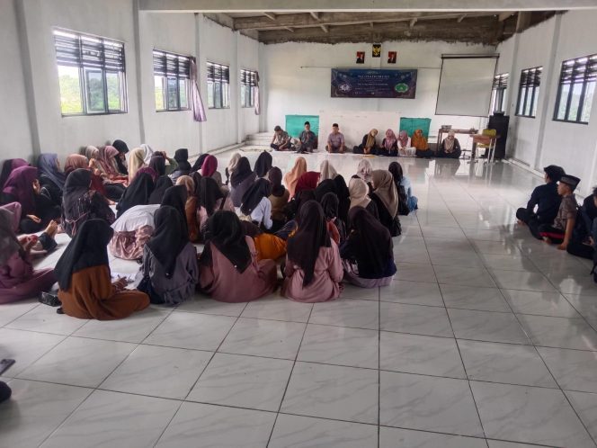 
					SMK Chandra Karya dan MTS Al-Muhyiddin Gelar Pesantren Kilat untuk Meningkatkan Keimanan dan Keterampilan Santri (Dok/Ist)