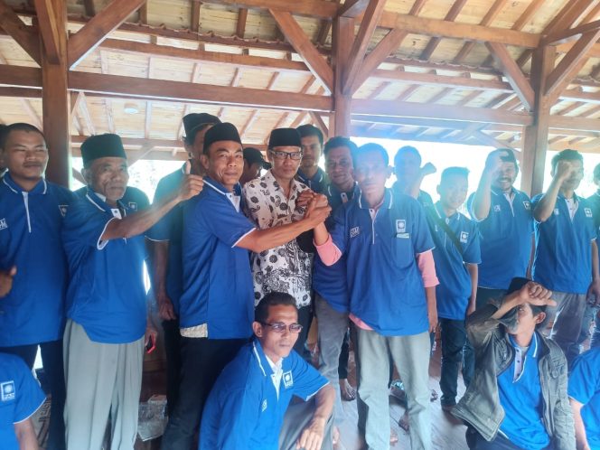 
					Kader Partai PAN dukung hadi mawardi (dok/ist)