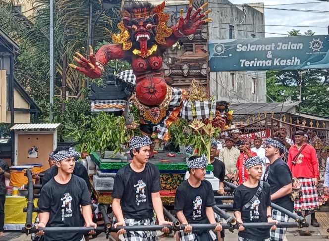 
					Kalimalang Rasa Bali, 2.000 Lebih Umat Hindu Kota Bekasi Gelar Pawai Ogoh-Ogoh (Dok/Ist)