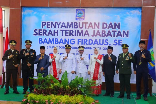 
					Penyambutan dan Sertijab Bupati Dompu Baru diwarnai Kekecewaan Warga