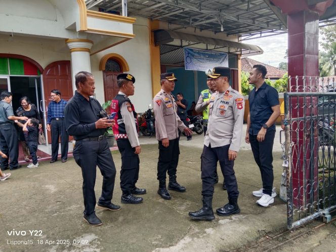 
					Personel Polres Lahat Amankan Ibadah Jumat Agung Di Seluruh Gereja Di Kabupaten Lahat