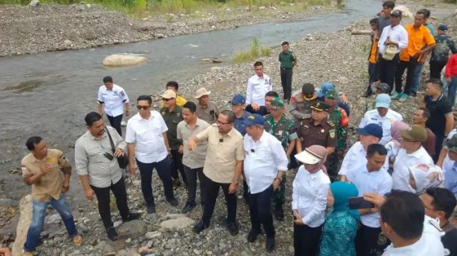 
					Bangun Bendungan, Wakil Kepala Staf Kepresidenan RI M Qodori : Kabupaten Lahat Jadi Contoh Nasional (Ist)